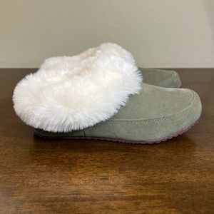 Sorel Coffee Run Slippers Women’s Size 6